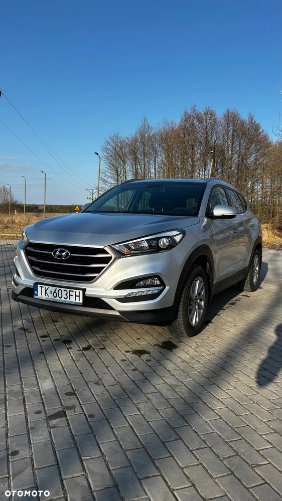 Hyundai Tucson 1.6 GDI BlueDrive Comfort 2WD - 24