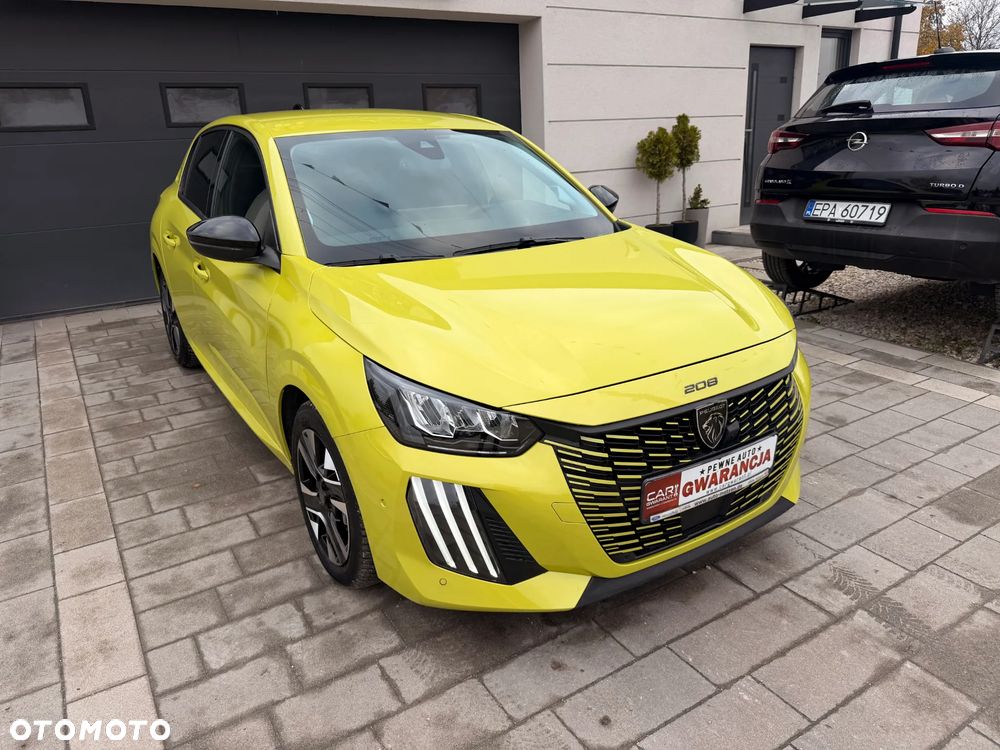 Peugeot 208 - 35