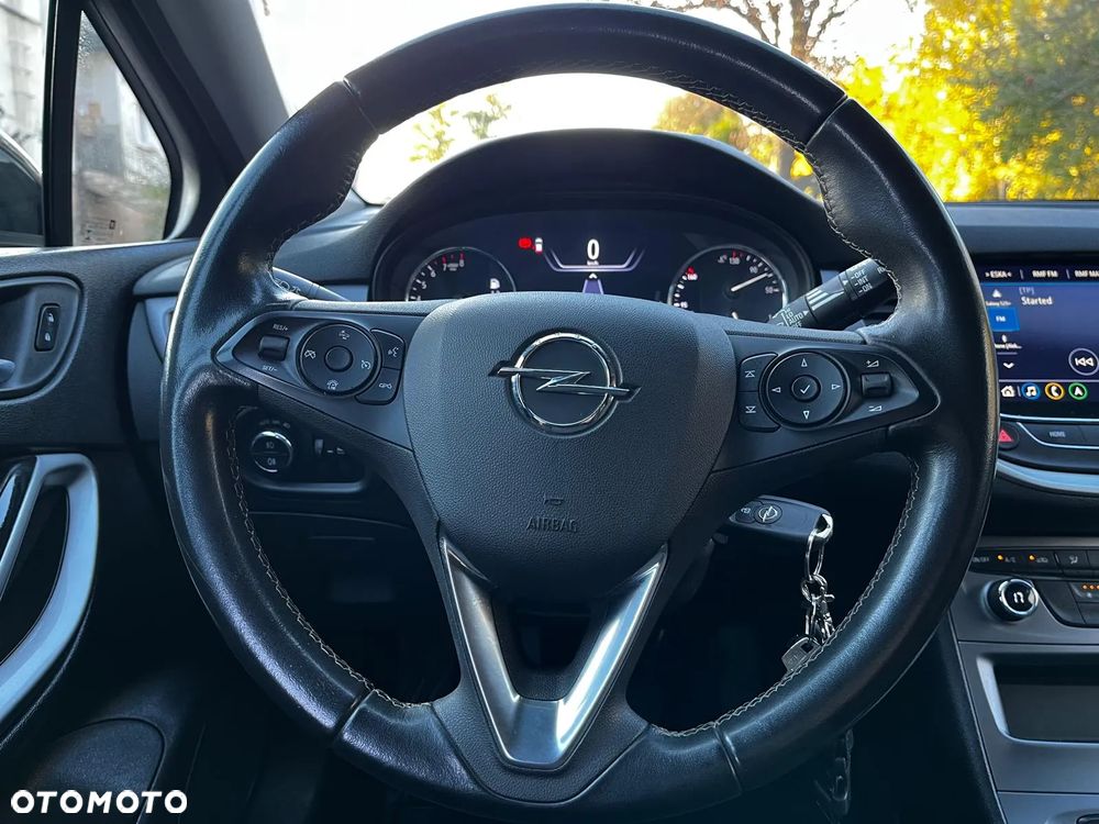 Opel Astra 1.2 T Elegance S&S - 12