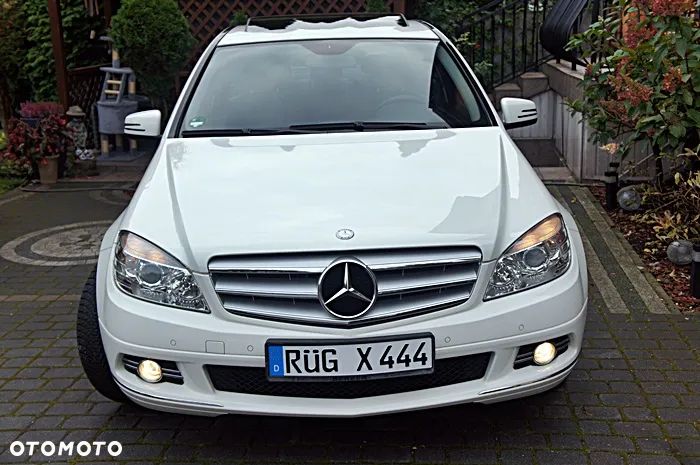 Mercedes-Benz Klasa C 180 BlueEFFICIENCY Avantgarde - 2