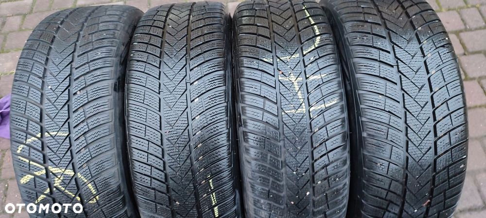 Opony Zimowe Vredestein Wintrac Pro 205/55/17 91H 2019 4x6,5-7mm Komplet