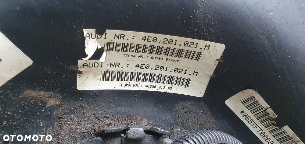 Zbiornik paliwa Audi A8 D3 4.2 TDI 4E0201021M - 6