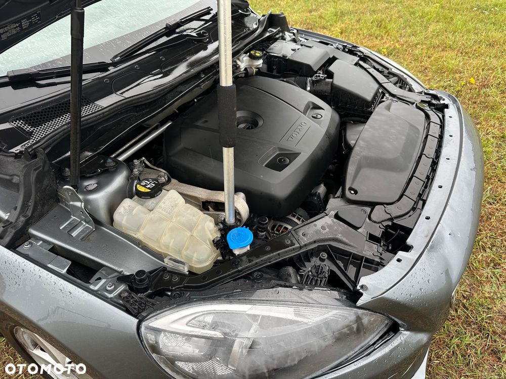 Volvo V40 T2 Linje Svart - 21