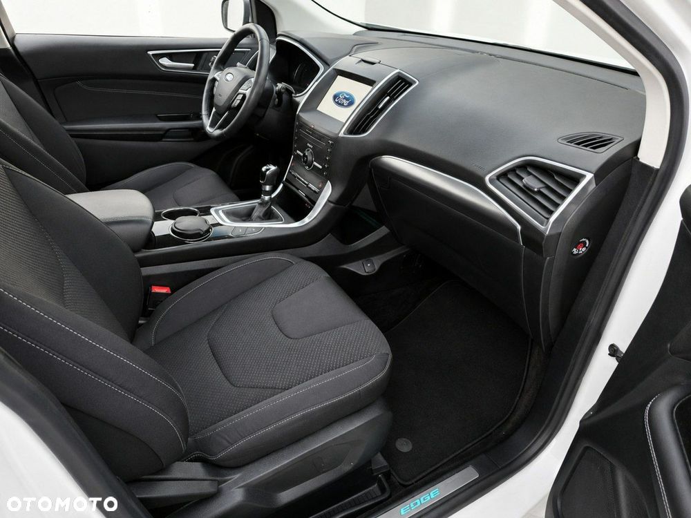 Ford Edge - 11