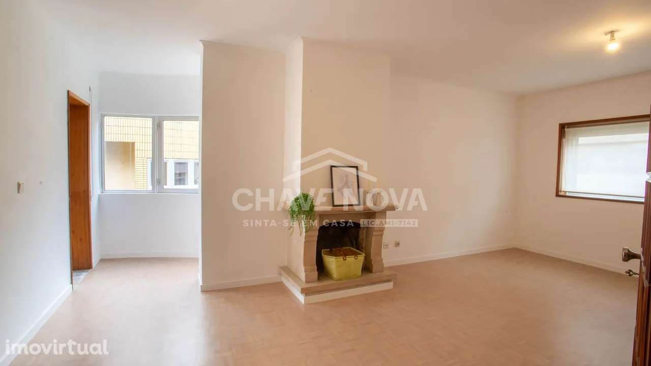 T3 Renovado c/ Garagem Box na Senhora da Hora (Matosinhos) - Grande imagem: 4/35