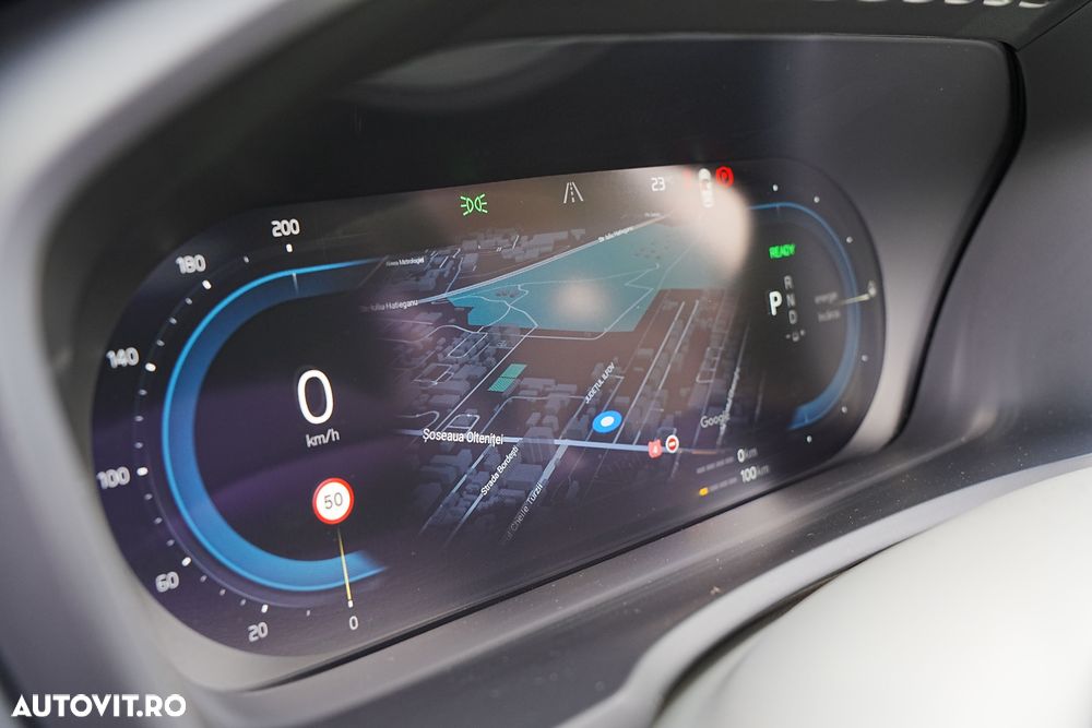 Volvo XC 90 T8 AWD Recharge Geartronic RDesign Edition - 11