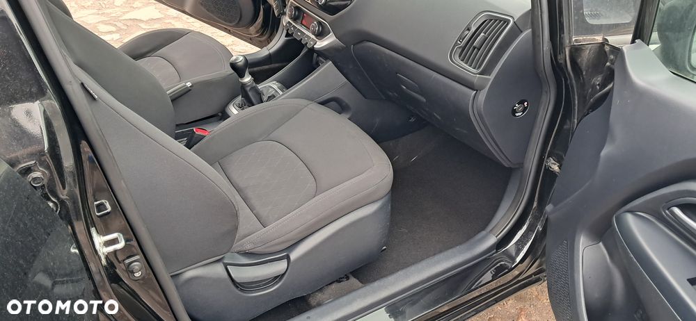 Kia Rio 1.2 Sensation - 25