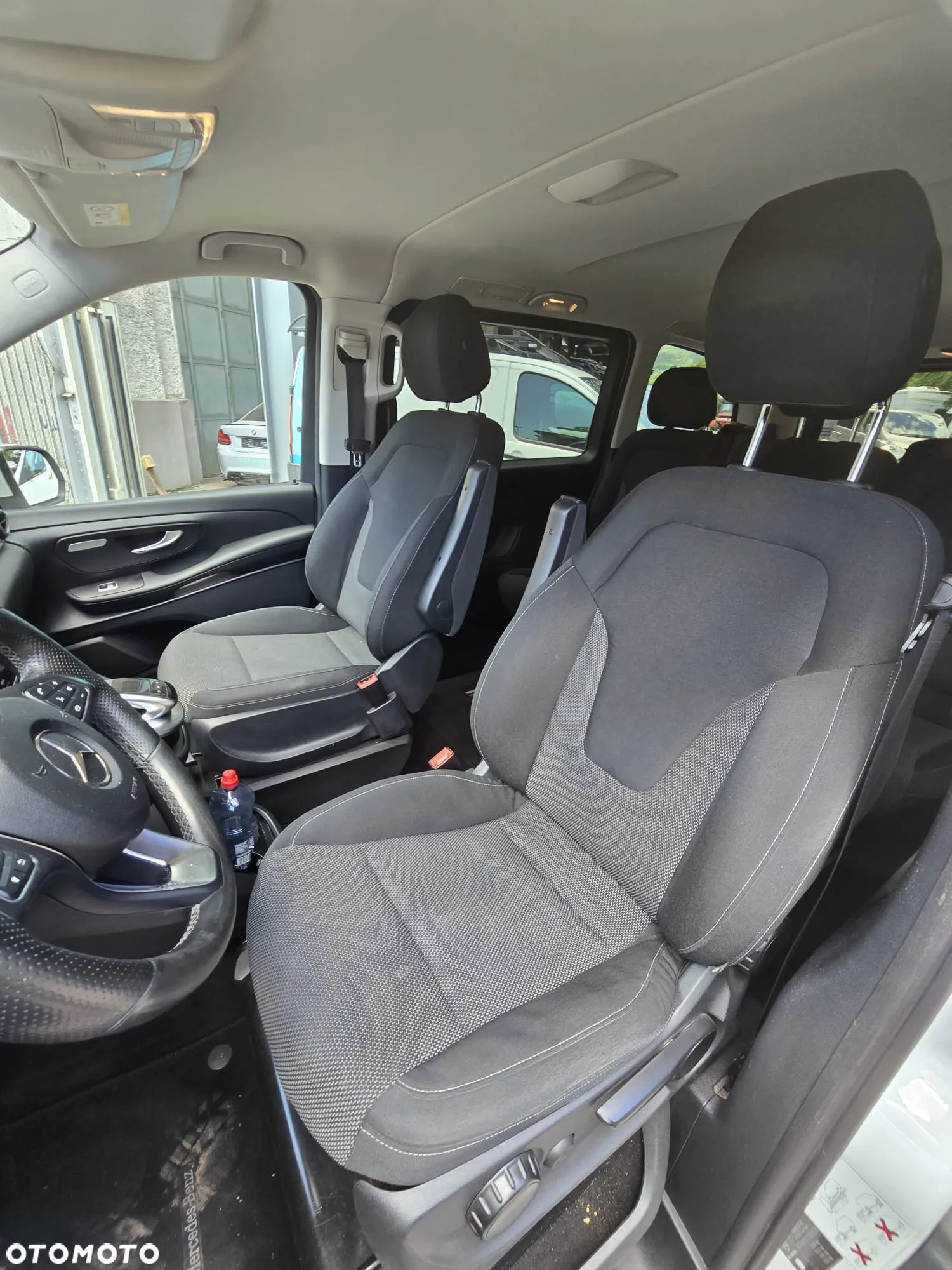 Mercedes-Benz Klasa V 220 d 4-Matic 7G-Tronic - 12