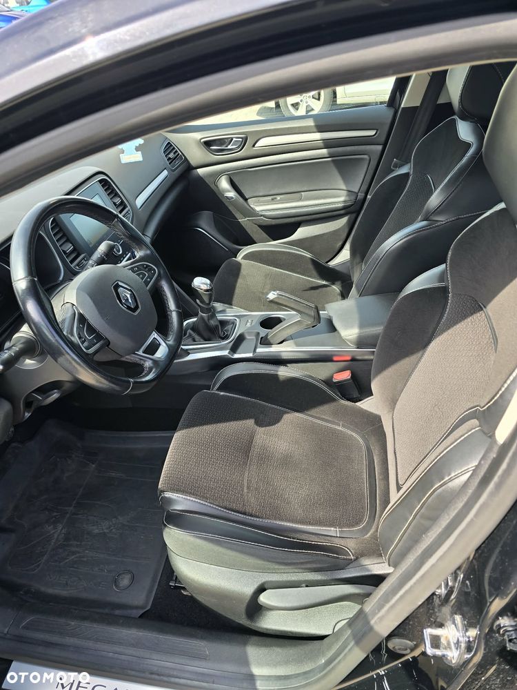 Renault Megane 1.6 SCe Intens - 16