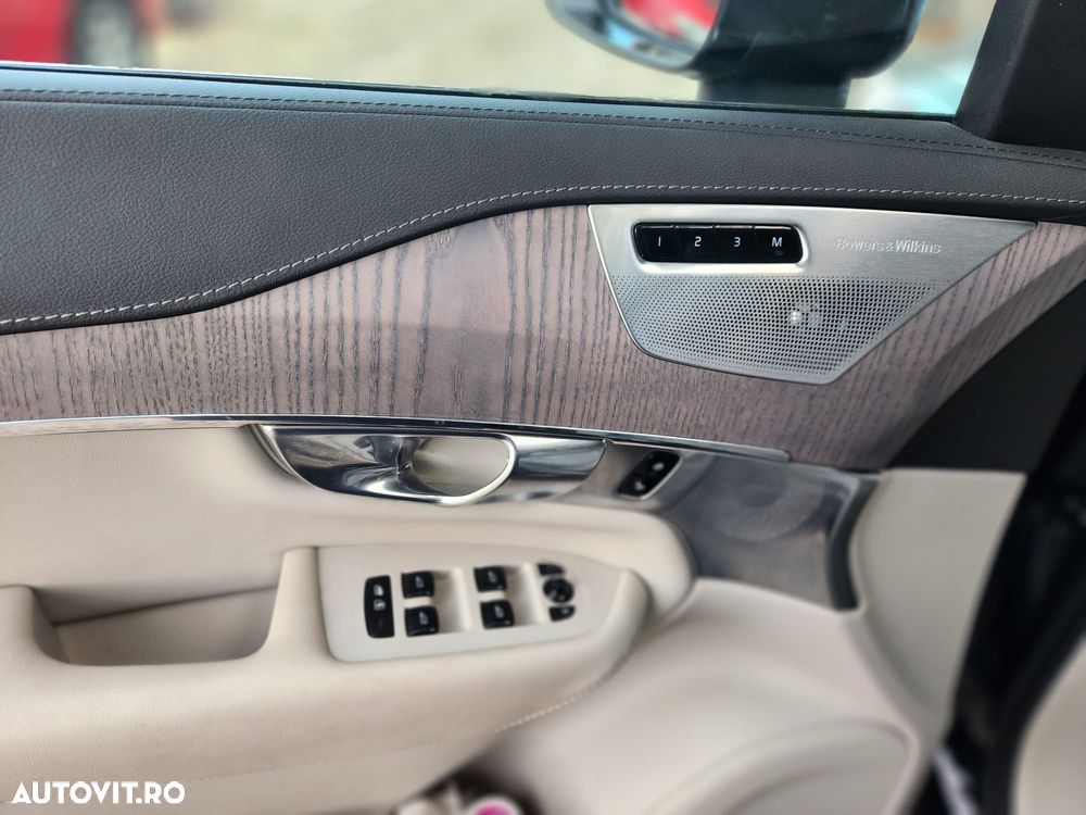Volvo XC 90 - 15