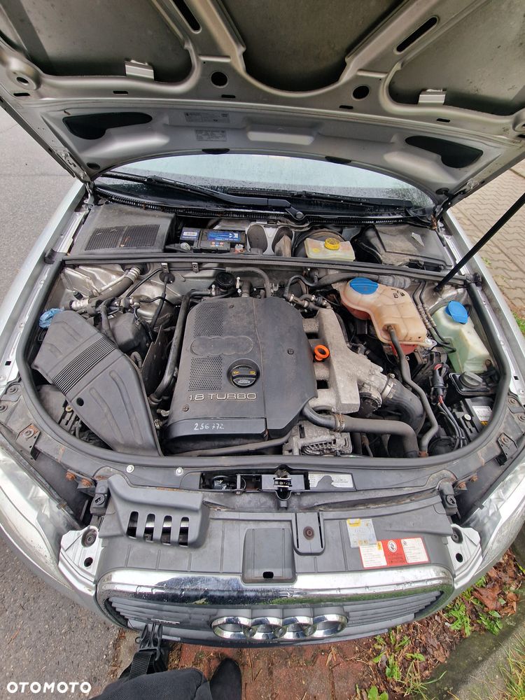 Audi A4 Avant 1.8 T quattro - 8