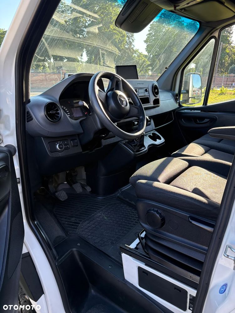 Mercedes-Benz Sprinter 516 kontener + winda - 5