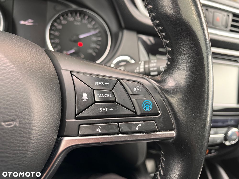 Nissan Qashqai - 34