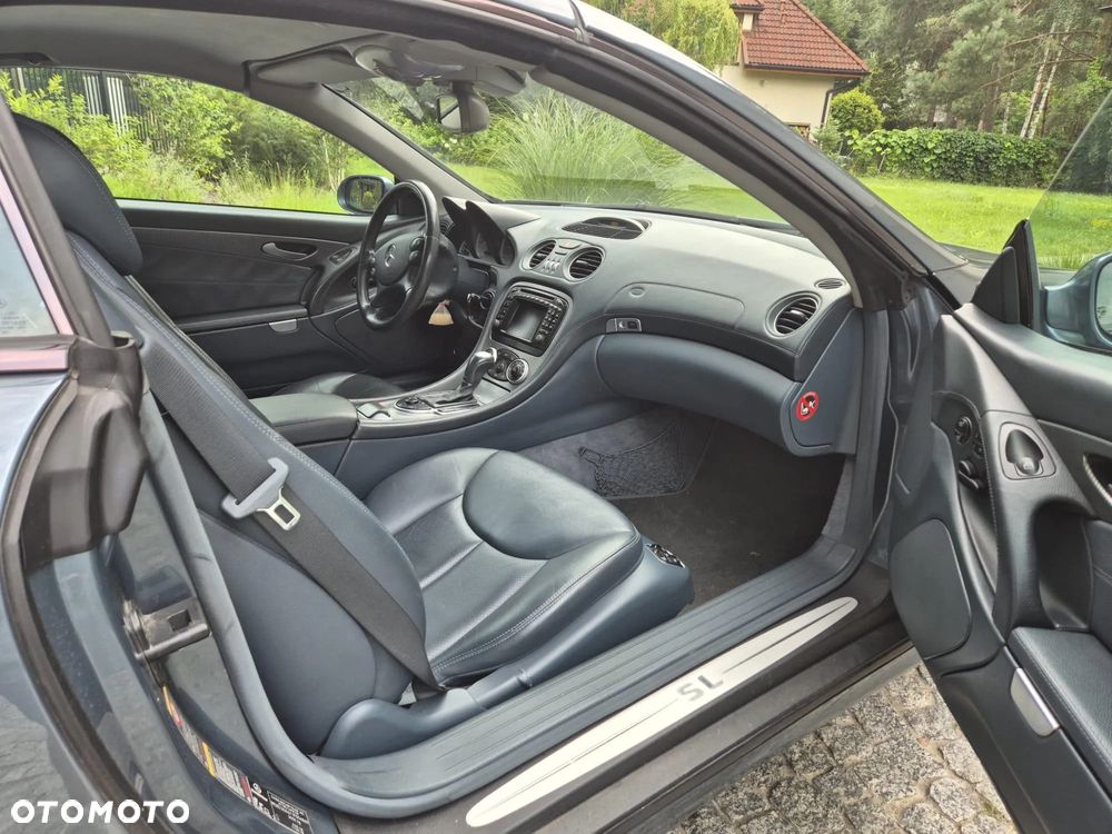 Mercedes-Benz SL 350 - 11