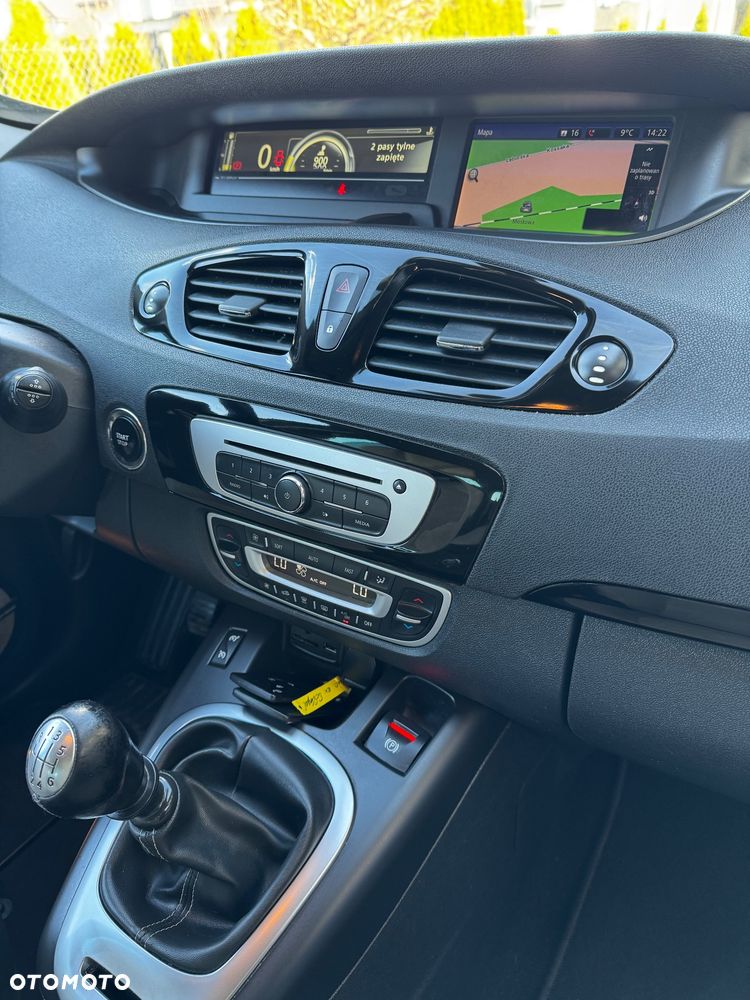 Renault Scenic - 25