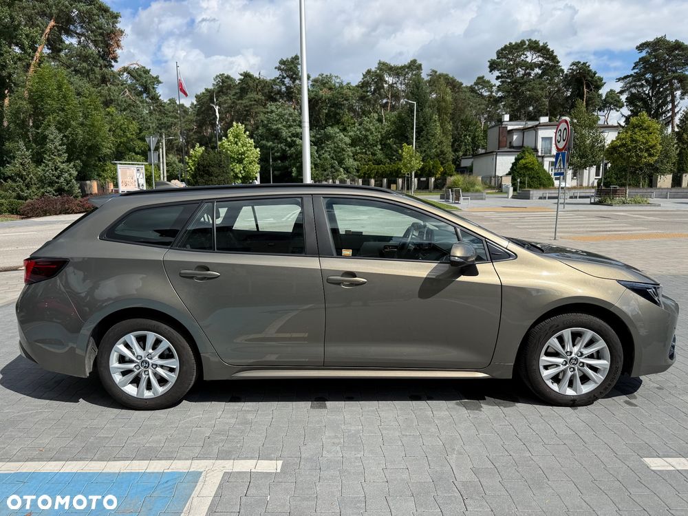 Toyota Corolla 2.0 Hybrid Comfort - 9