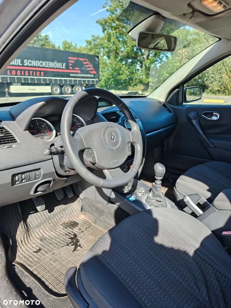 Renault Megane 1.5 dCi Privilege - 5
