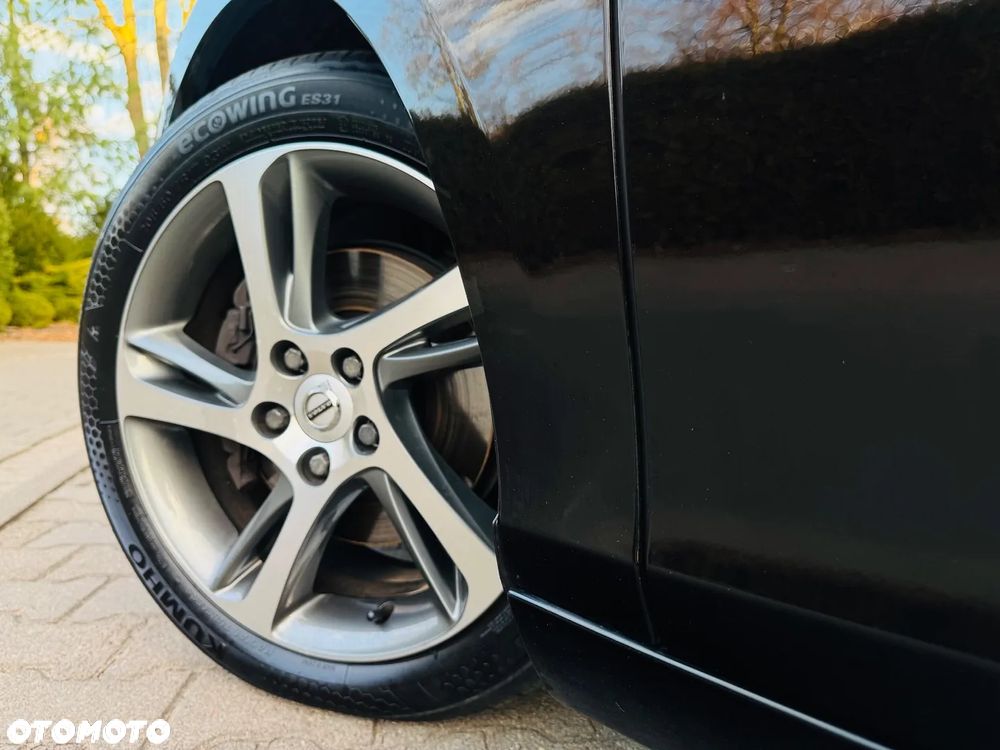 Volvo V40 T2 Drive-E Momentum - 25