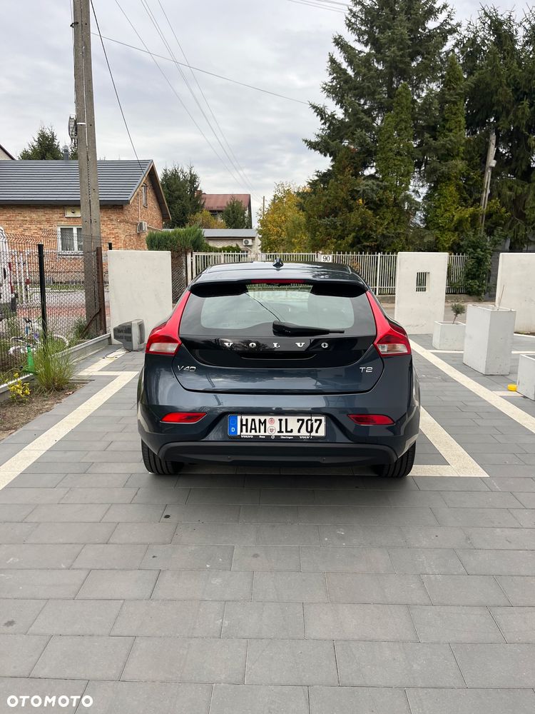 Volvo V40 - 9