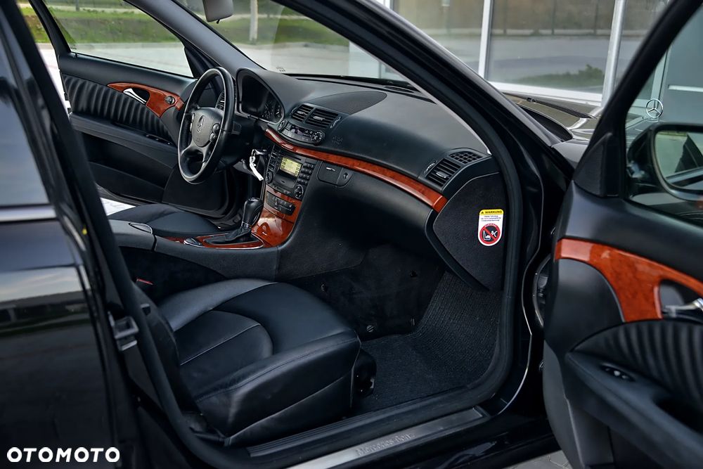 Mercedes-Benz Klasa E - 31