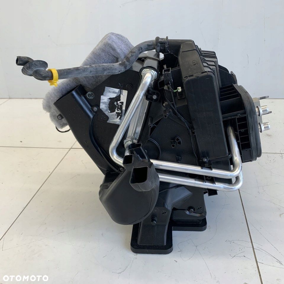Obudowa nagrzewnicy kpl. MERCEDES CLA 117 LIFT 18r - 10