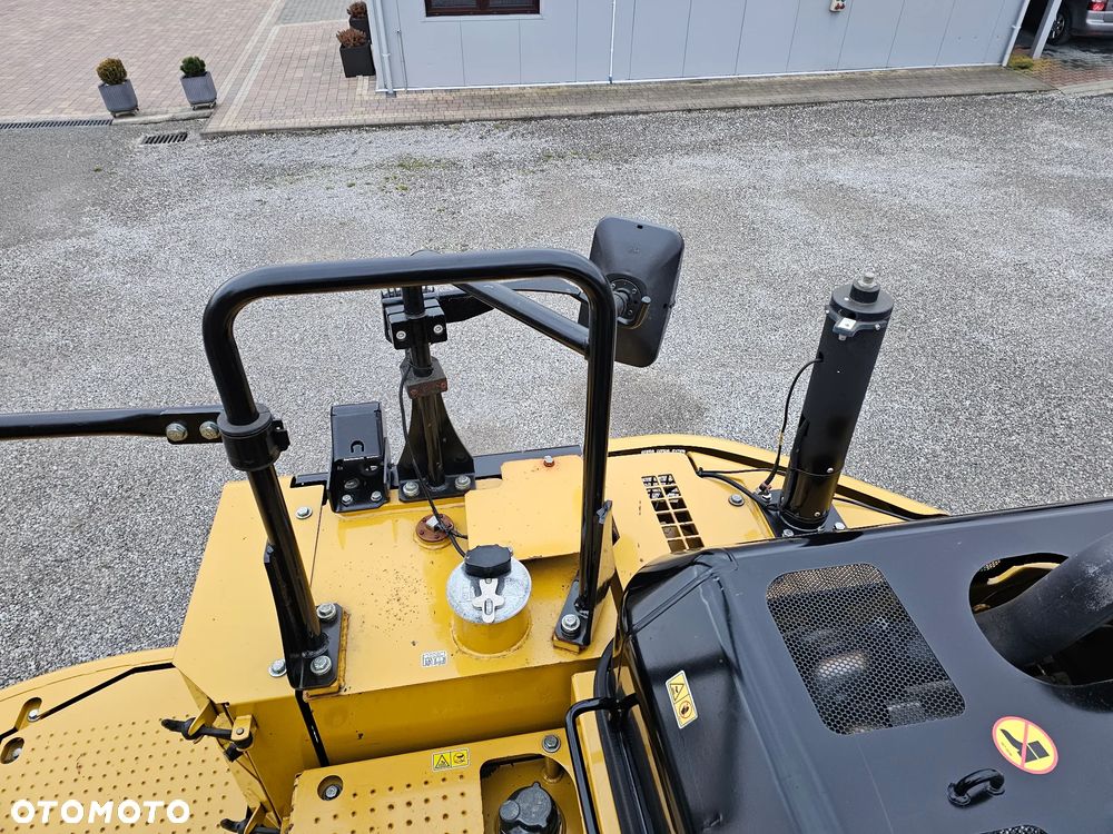 Caterpillar 325 FL CR - 26