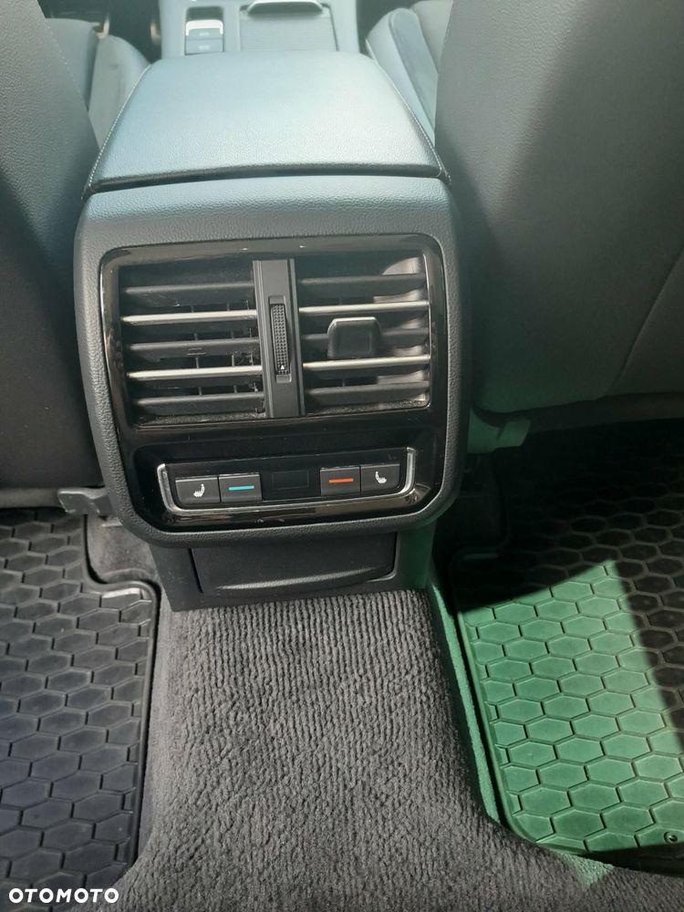 Volkswagen Passat Alltrack - 26