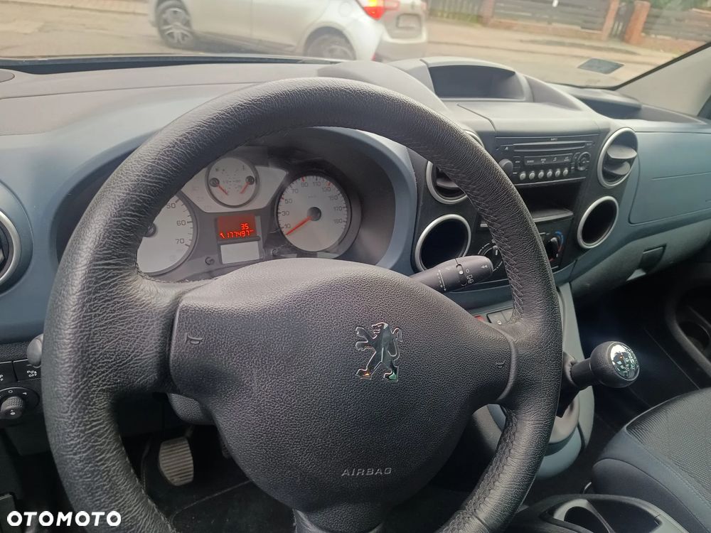 Peugeot Partner 110 Family - 8