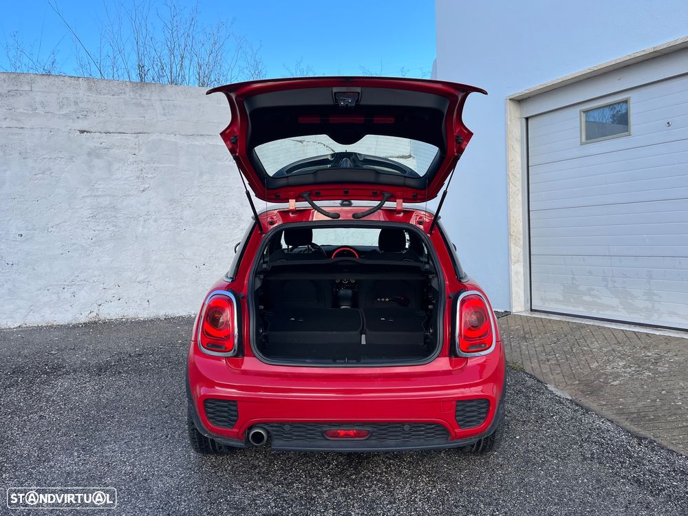 MINI 3 Portas Cooper D - 11