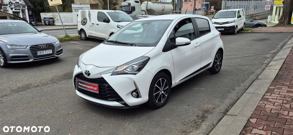 Toyota Yaris - 1