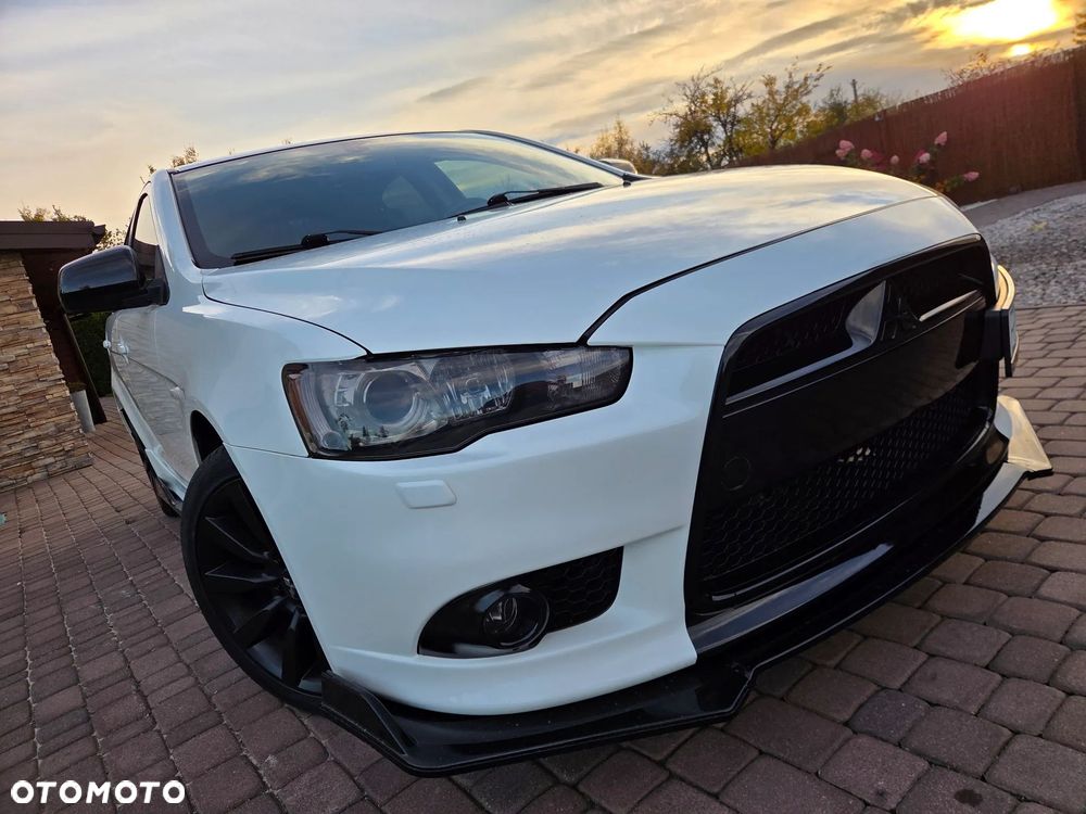 Mitsubishi Lancer 2011 photo 3
