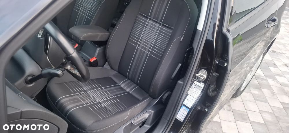 Volkswagen Golf 1.6 TDI BlueMotion Technology Lounge - 7