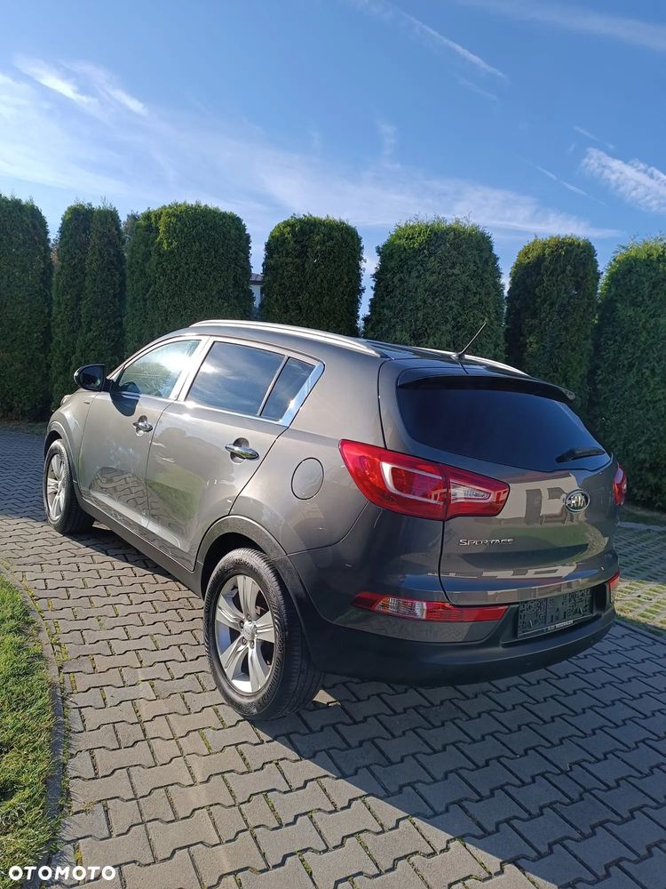 Kia Sportage 2.0 CRDI 4WD Automatik Vision - 7
