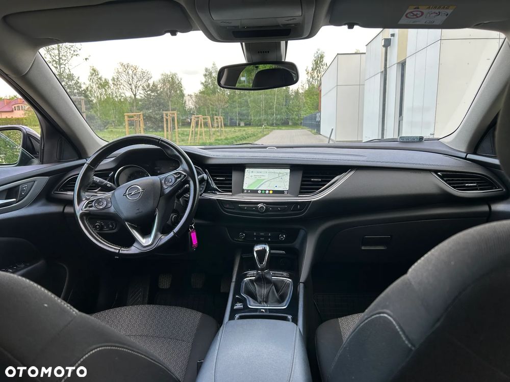 Opel Insignia 1.5 T Enjoy S&S - 10