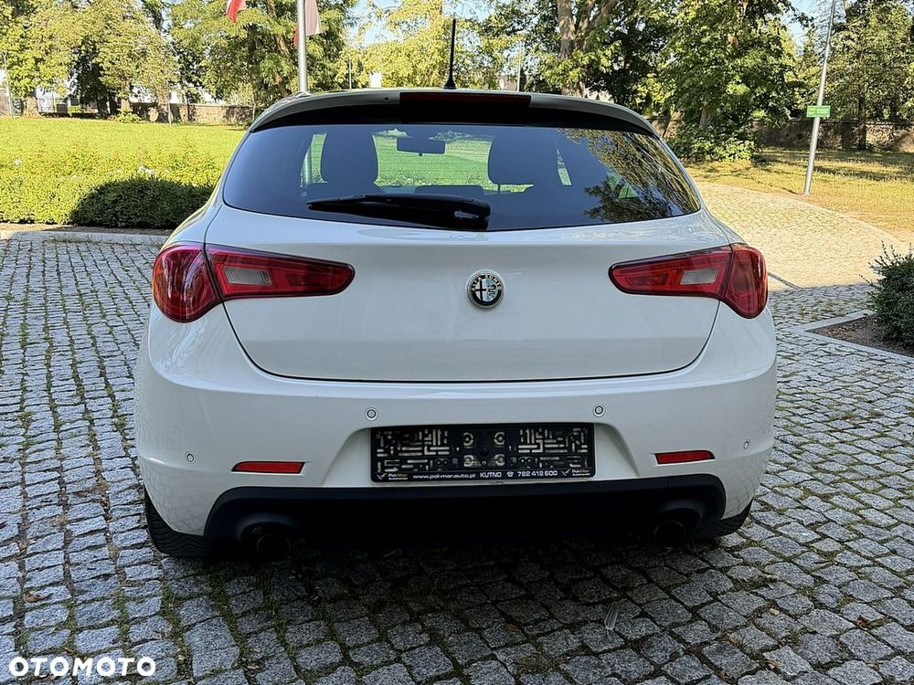 Alfa Romeo Giulietta - 5