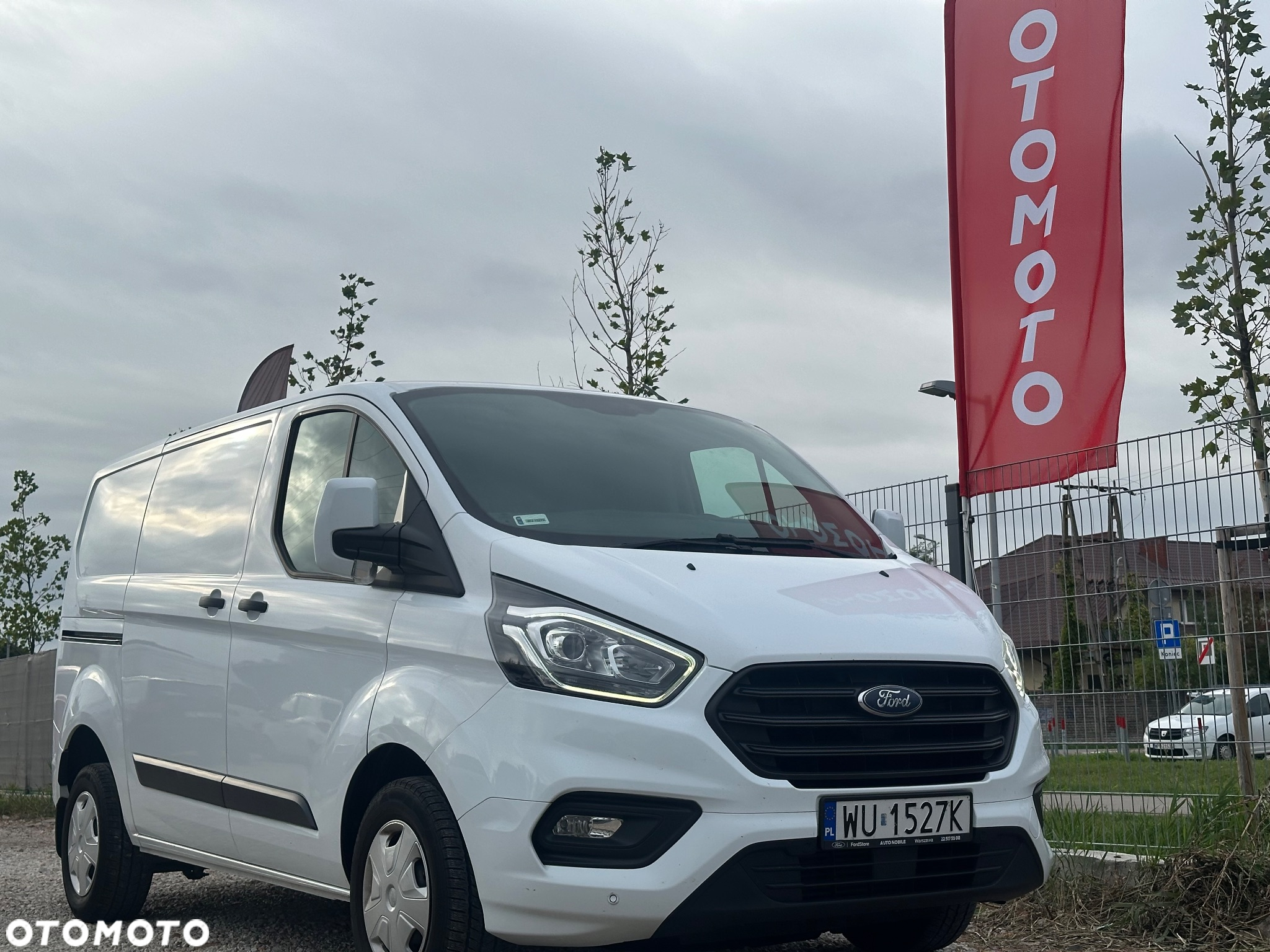 Ford Tranzit Custom - 14