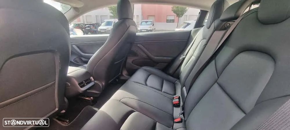 Tesla Model 3 Long-Range Dual Motor AWD - 3