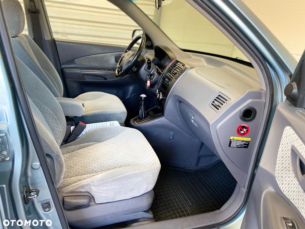 Hyundai Tucson 2.0 Comfort 2WD - 14