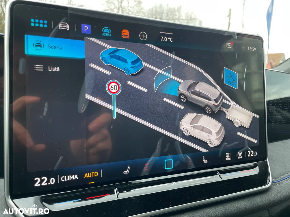 Volkswagen Tiguan - 23