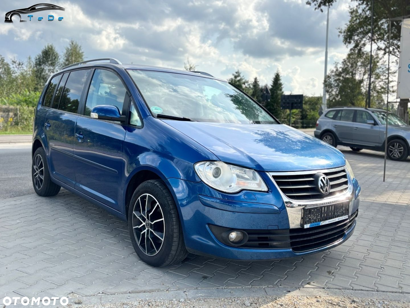 Volkswagen Touran 1.4 TSI Highline - 2