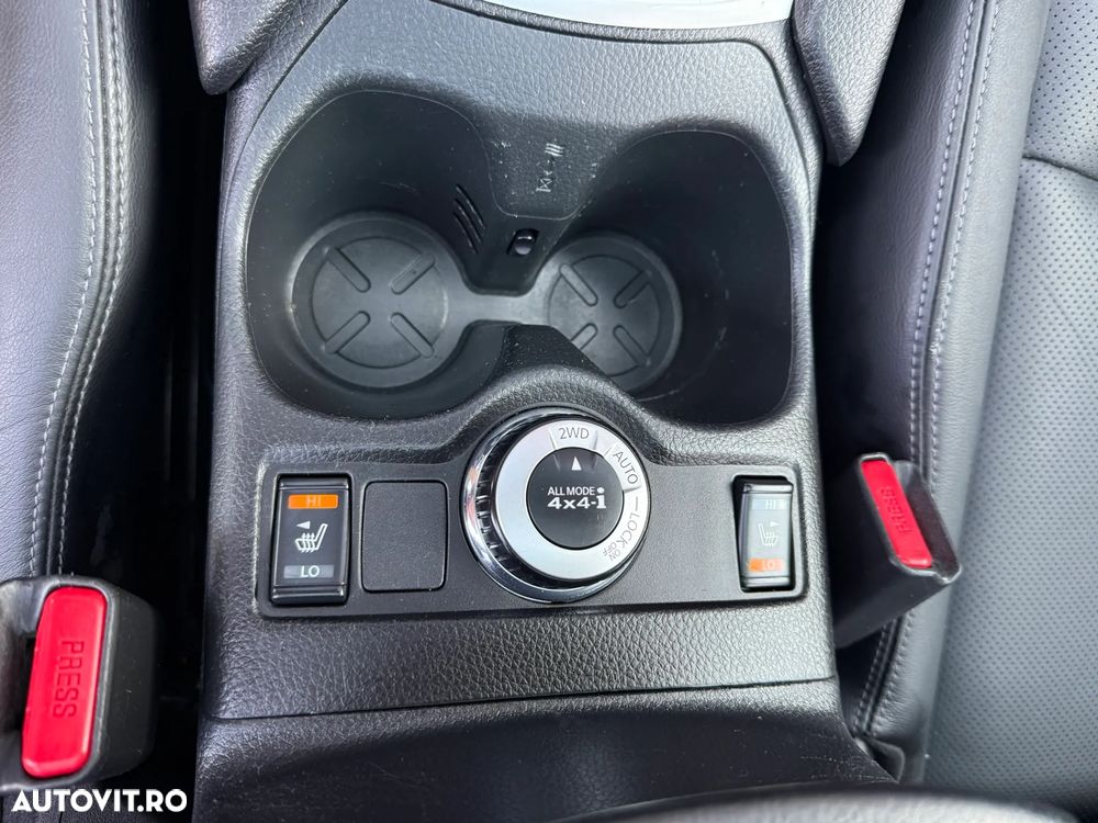 Nissan X-Trail 1.6 dCi ALL-MODE 4x4i Tekna - 36