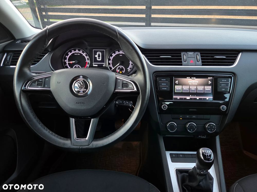 Skoda Octavia 1.6 TDI Ambition - 22