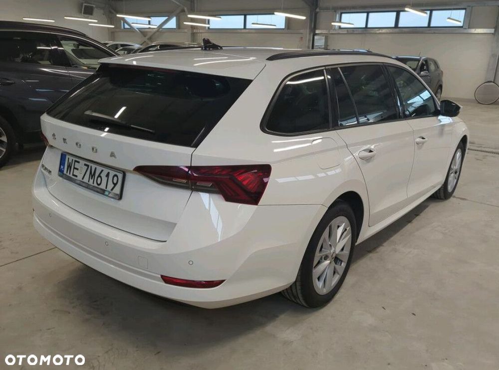Skoda Octavia 2.0 TDI Ambition DSG - 4