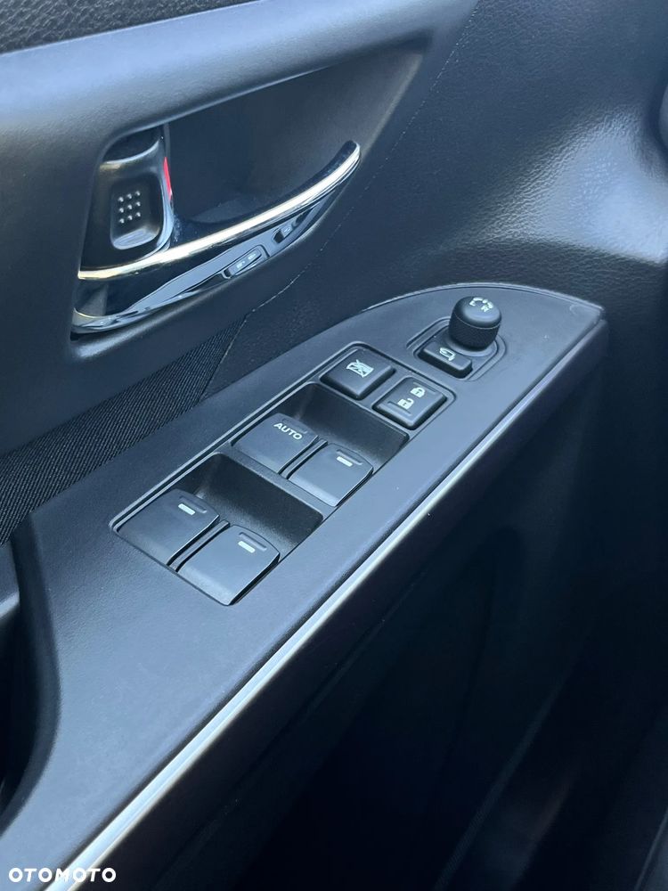 Suzuki S-Cross - 12