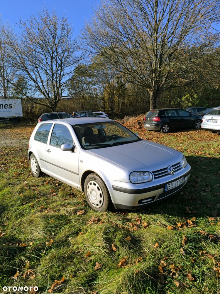 Volkswagen Golf IV 1.9 TDI Comfortline - 1