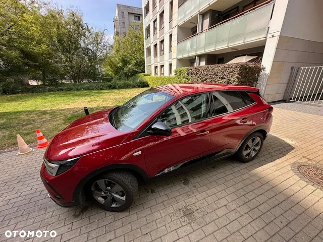 Opel Grandland Plug-in-Hybrid 1.6 DI Automatik Business Edition - 9