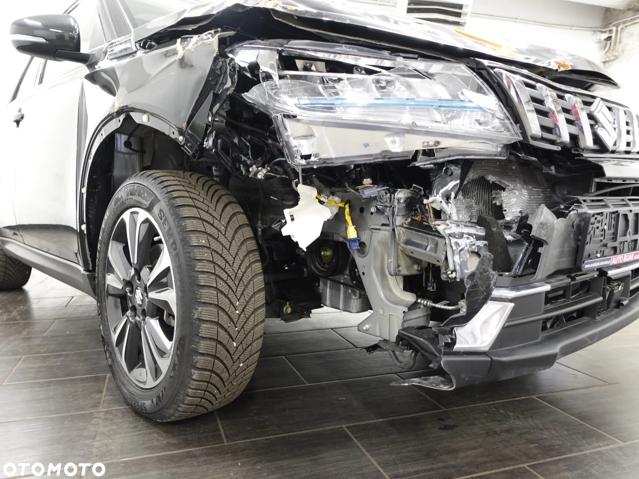 Suzuki Vitara 1.5 DualJet Hybrid Premium Plus 4WD AGS - 15