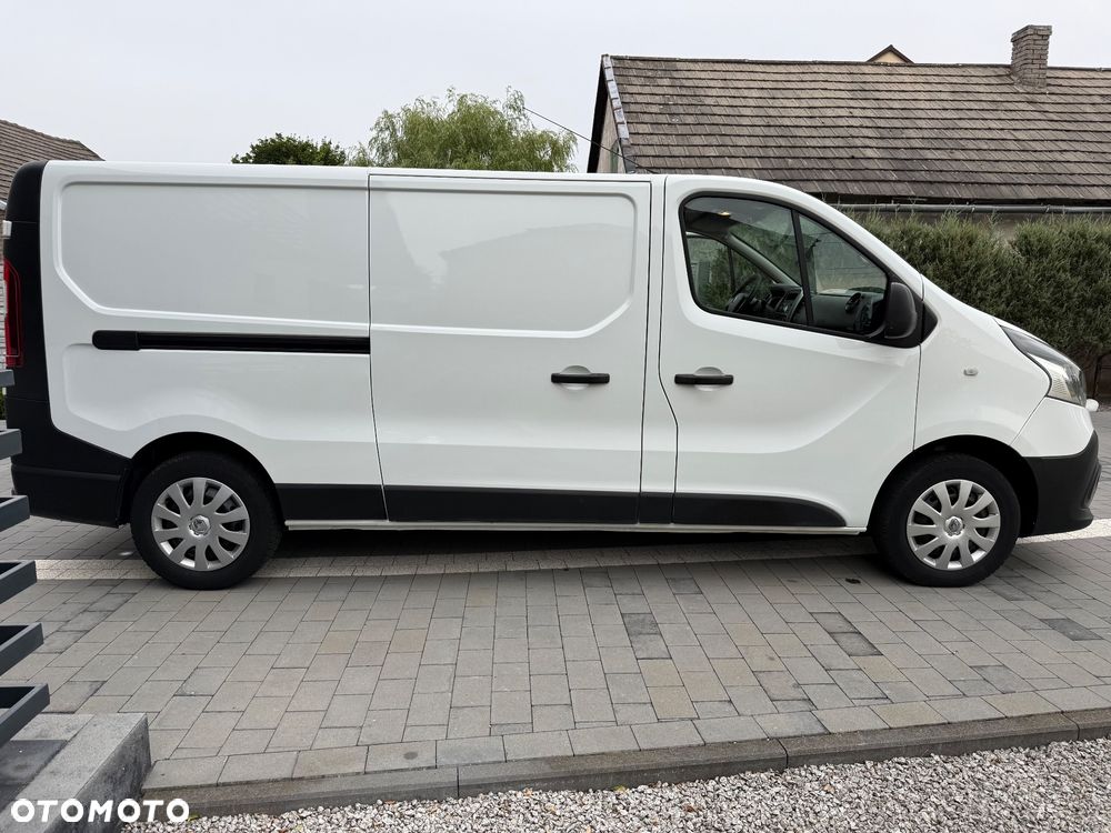 Renault Trafic - 2