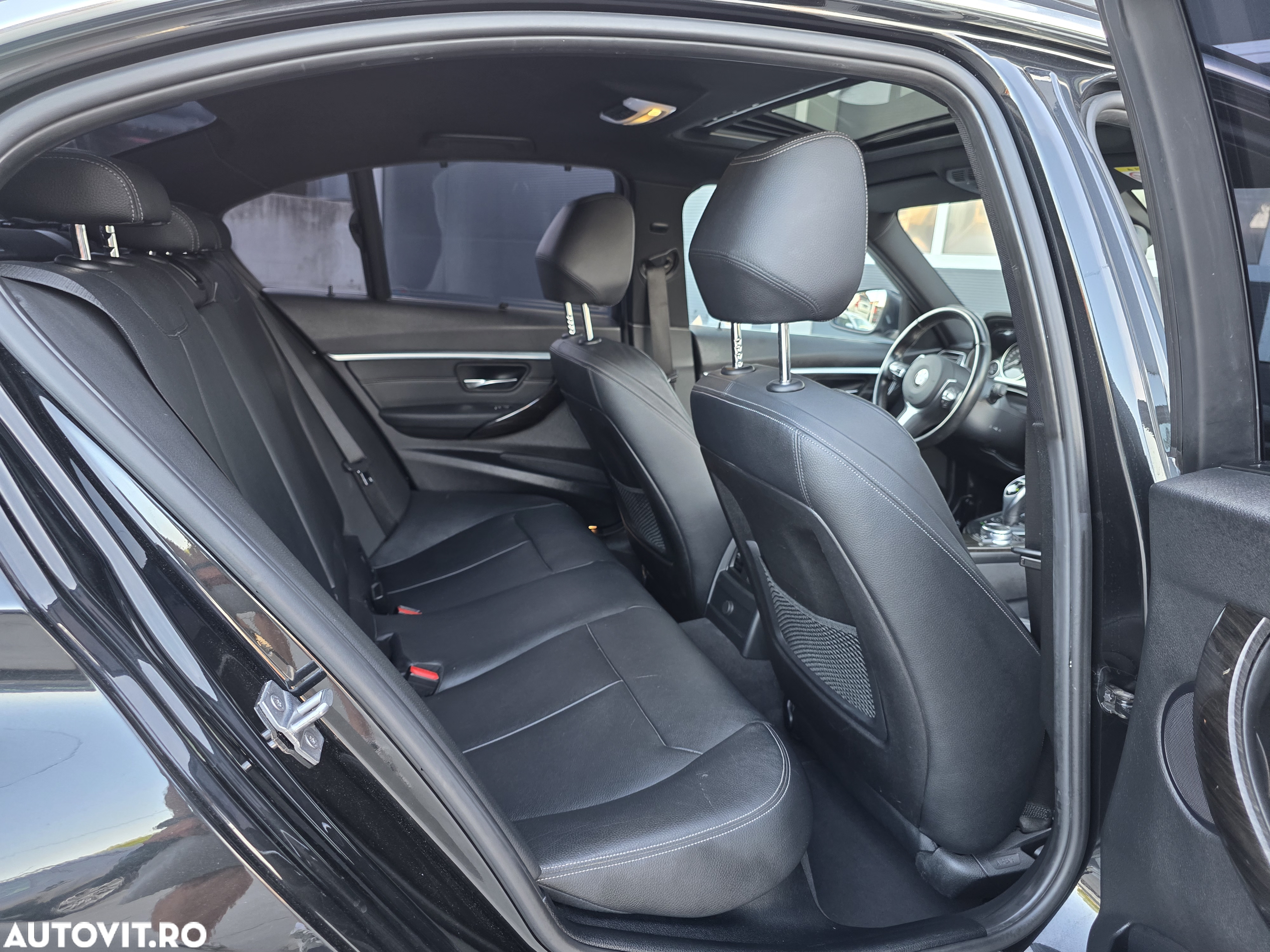 BMW Seria 3 320d Luxury Line - 20