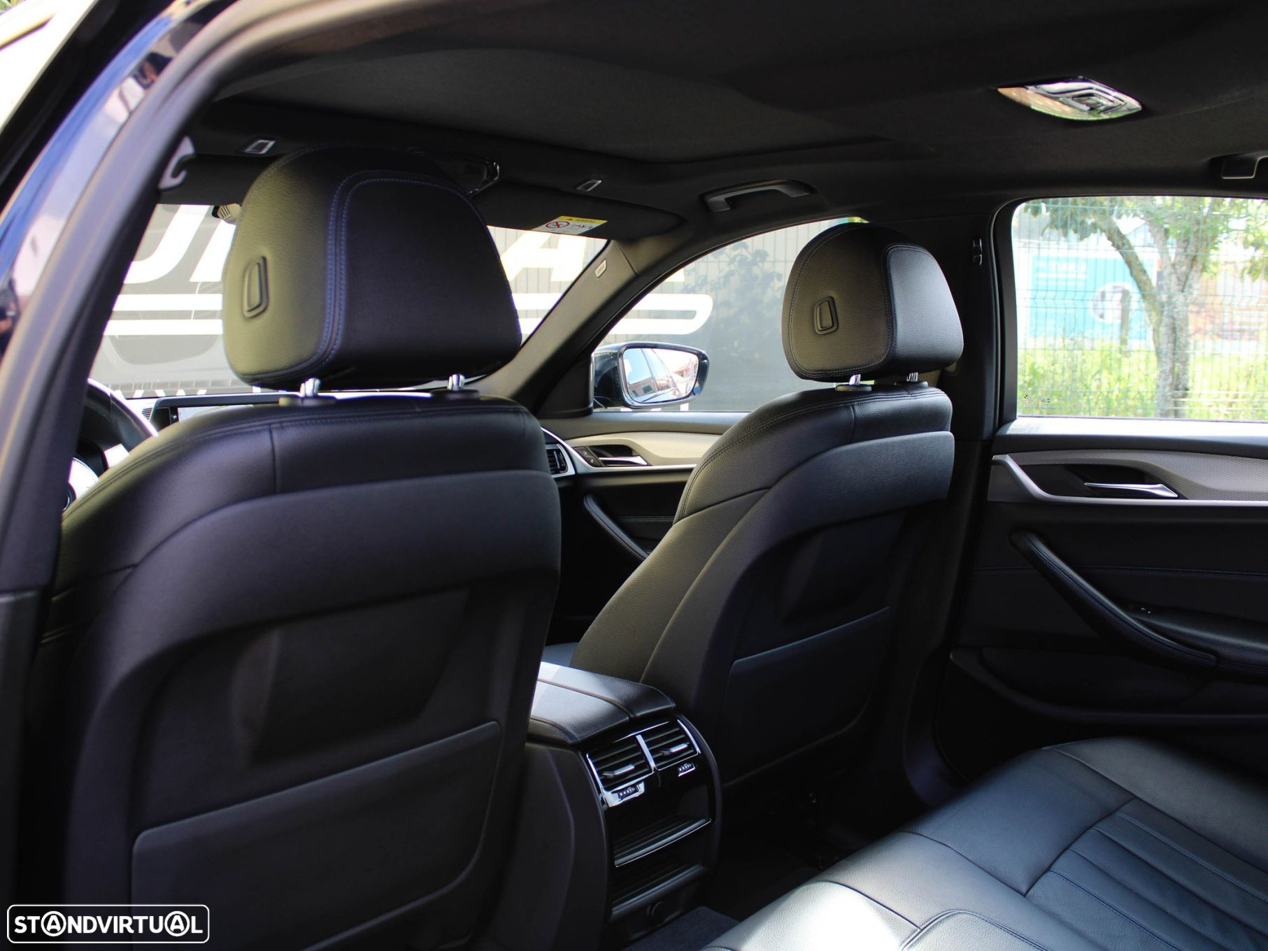 BMW 520 d Pack M - 54